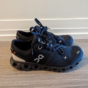 ON Black Cloud X 3 Sneakers